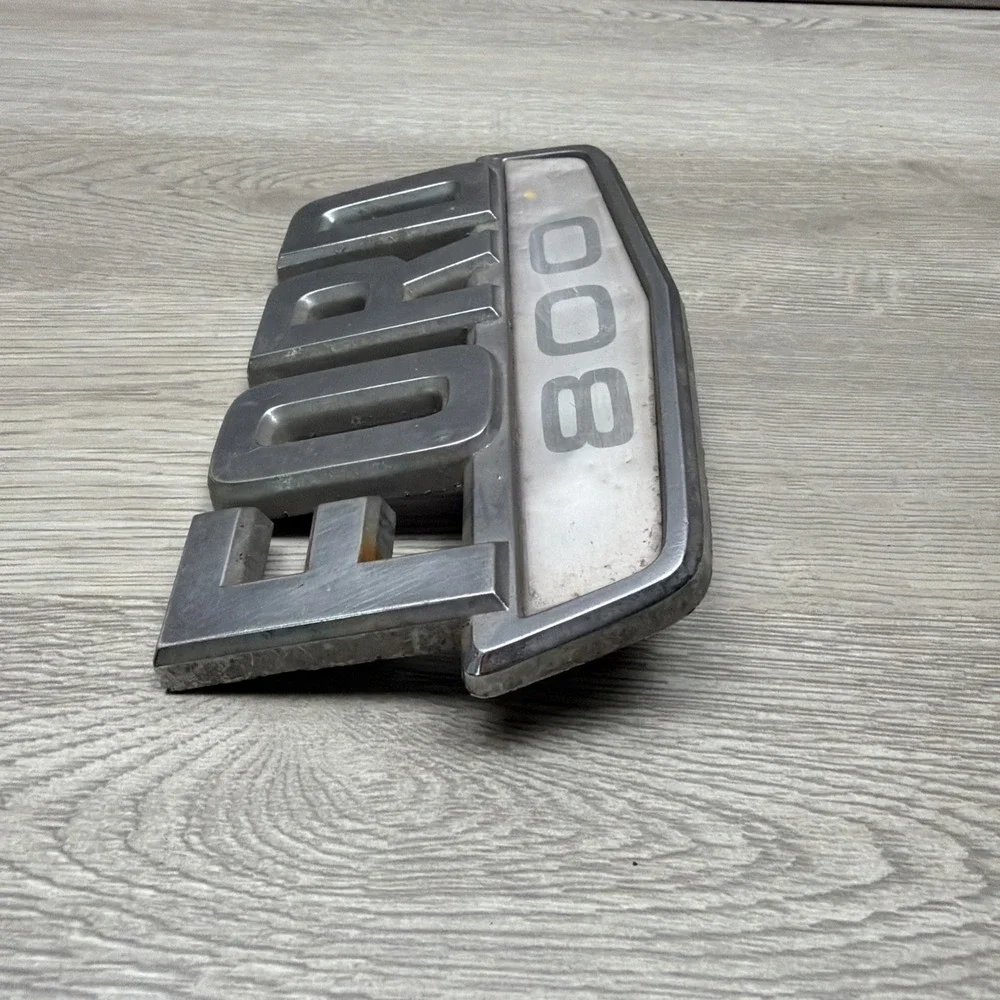 Vintage‎ OEM Genuine Ford 800 Emblem DOHB-80020A68-A
